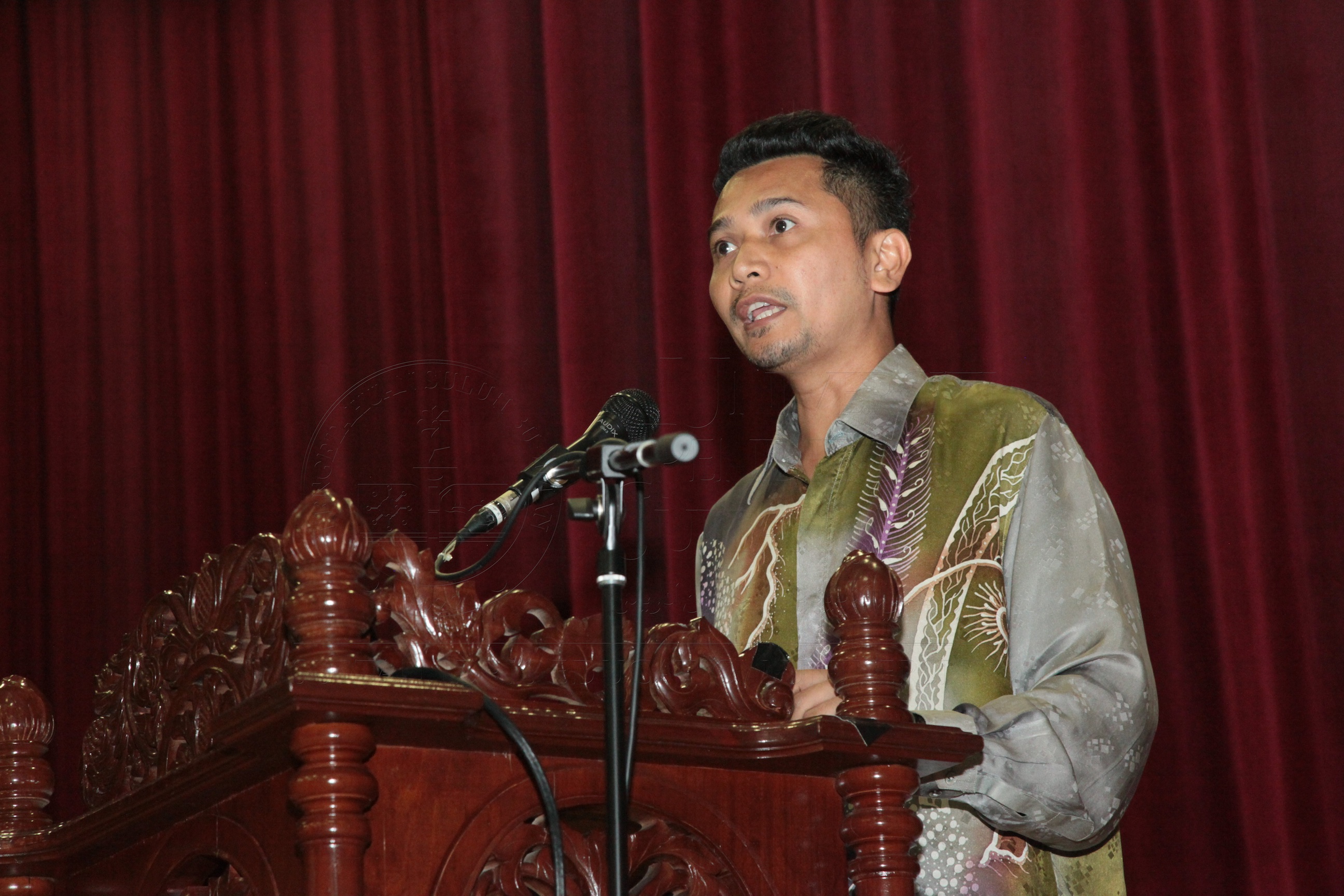 PRO16 16 siswazah IMG 0191